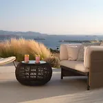 Olithos Villa *