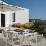 Villa Olithos