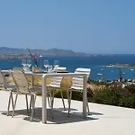 Villa Olithos