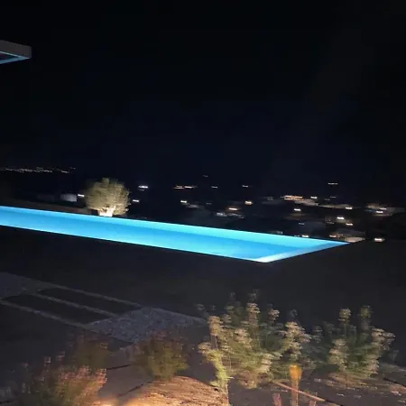 Villa Olithos *