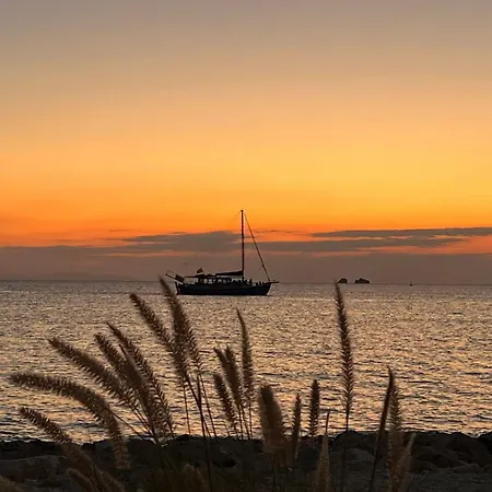 Villa Olithos